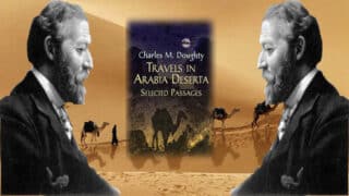 غلاف كتاب "Travels in Arabia Deserta" مع صورة رجلين ومنظر صحراء بقوافل جمال.