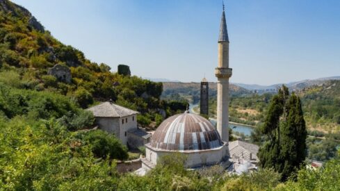 Bosnian Masjid in an ancient city